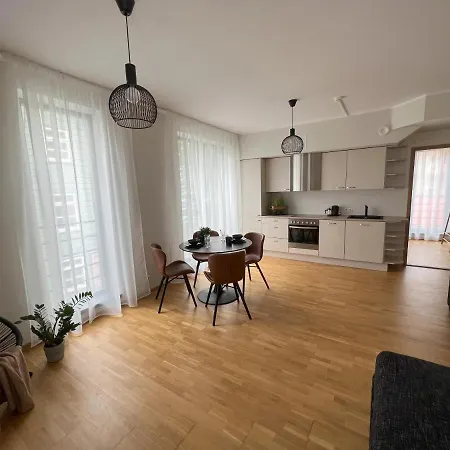 Apartment Cozy Near City Centre