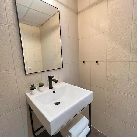Cozy Near City Centre