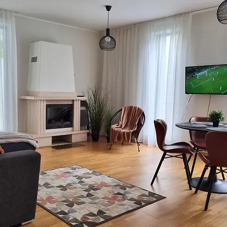 Cozy Near Centre Apartment *